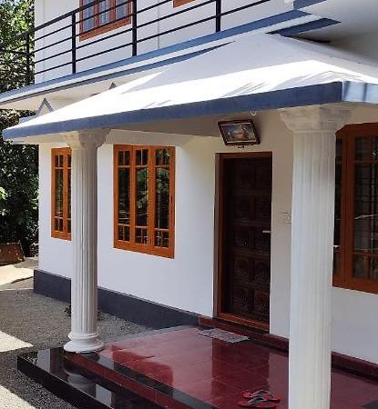 Soly'S Villa Homestay Мунар Екстериор снимка
