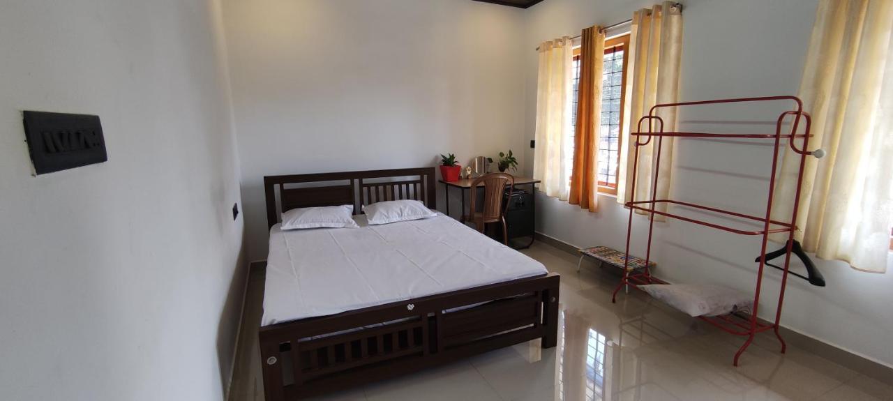 Soly'S Villa Homestay Мунар Екстериор снимка