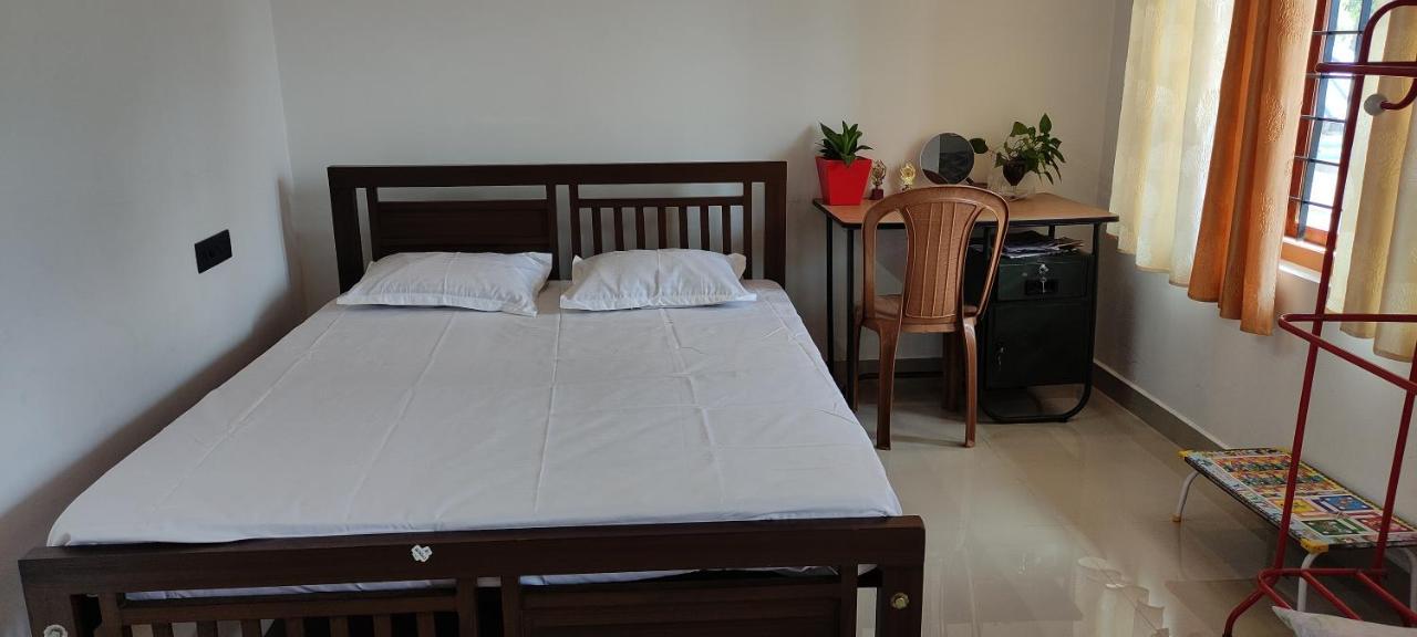 Soly'S Villa Homestay Мунар Екстериор снимка