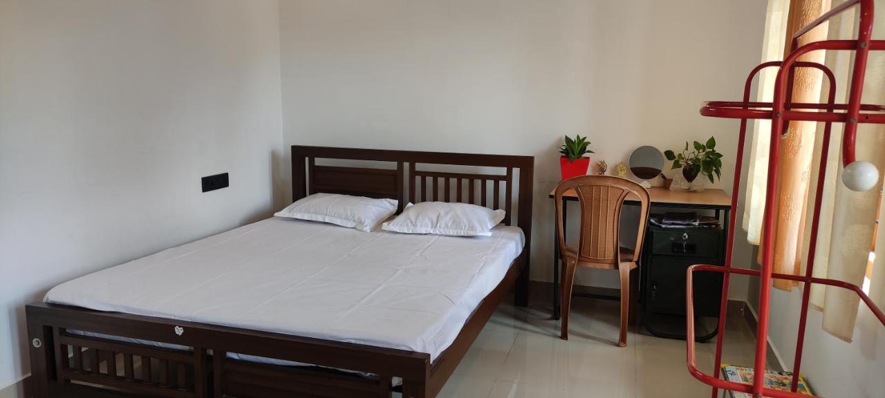 Soly'S Villa Homestay Мунар Екстериор снимка